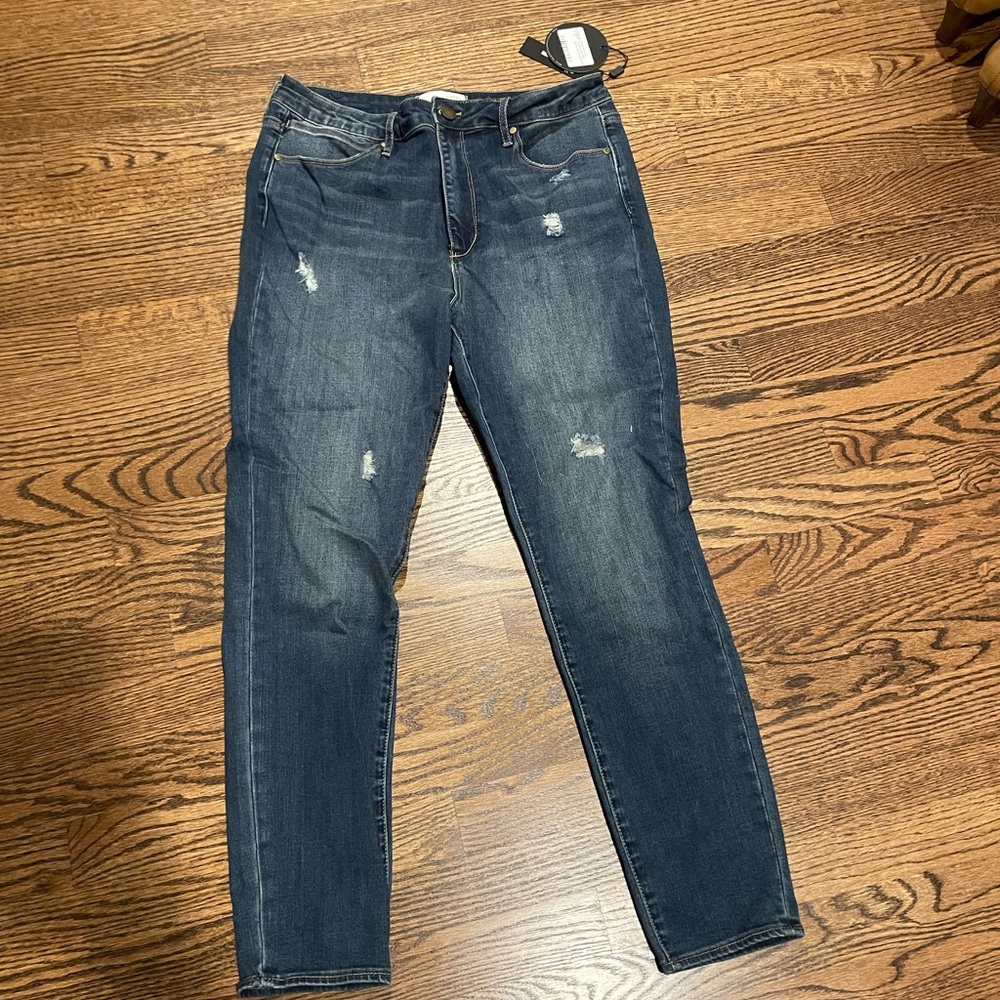 NWT Articles of Society “Heather” Highrise Jeans